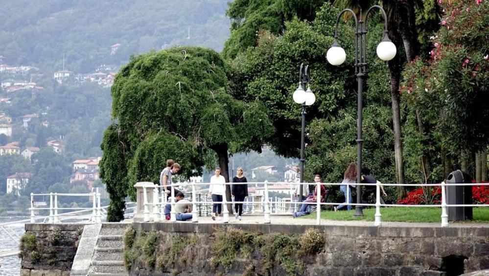 Appartamenti Vicino Al Lago Con Bikeparking Verbania Exterior foto